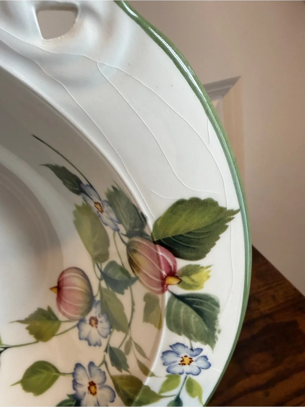 Vintage Brunelli Italy hand painted serving bowl.